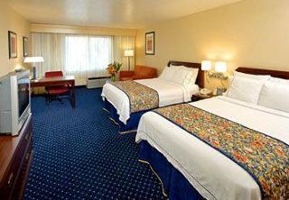 Fairfield & By Marriott Salt Downtown Hotel