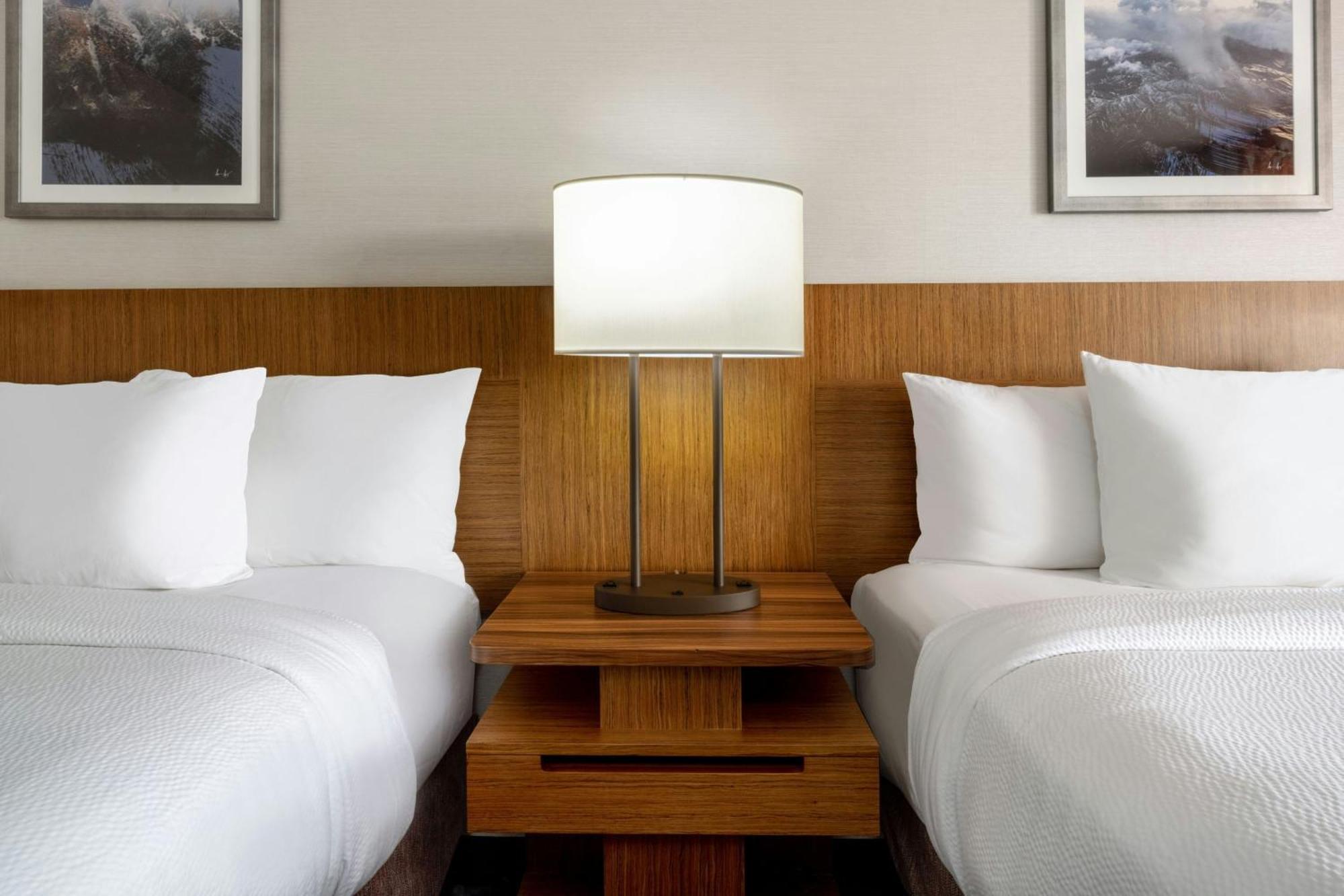 Hotel Fairfield & By Marriott Salt Downtown