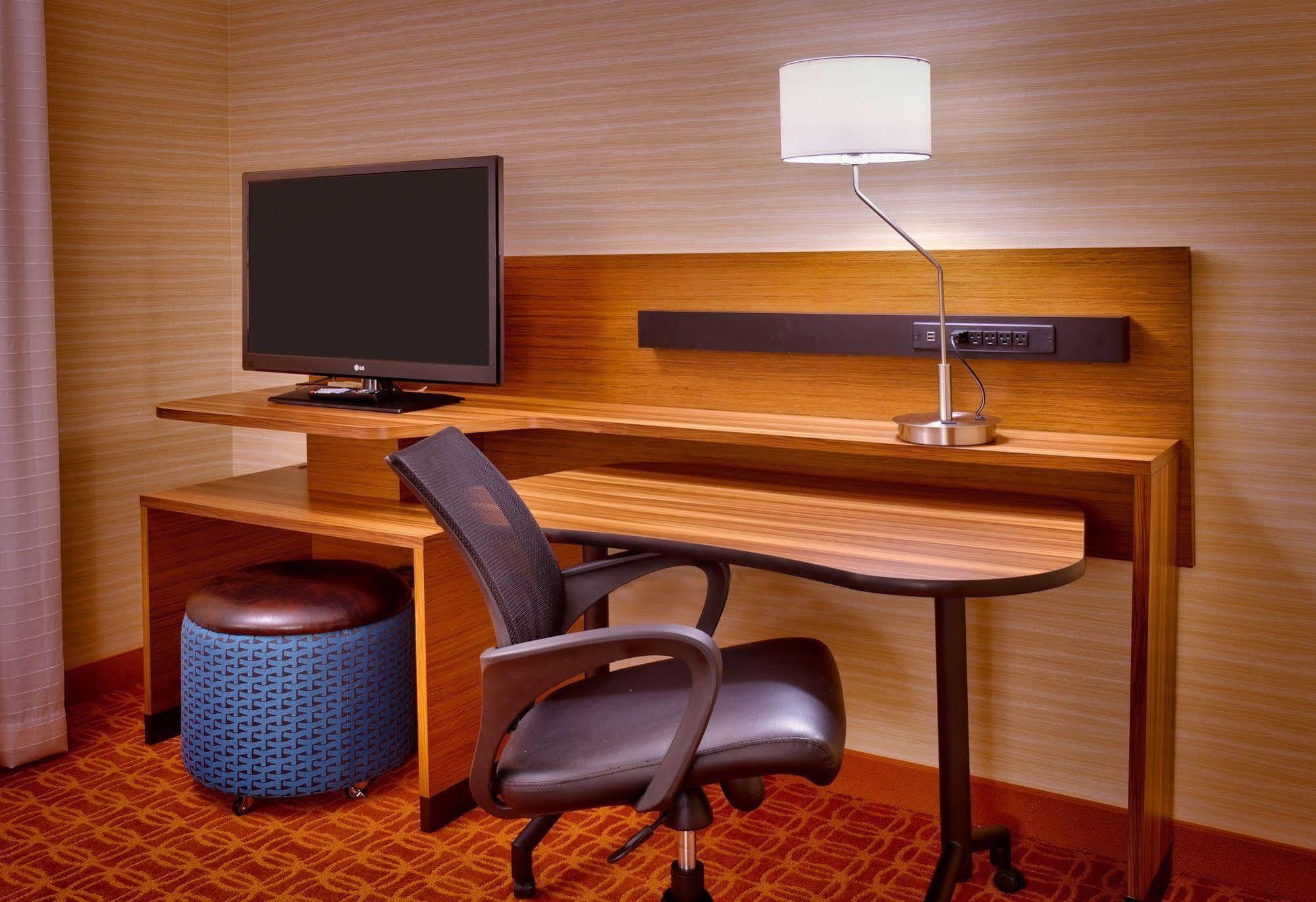 Fairfield & By Marriott Salt Downtown Hotel 3*