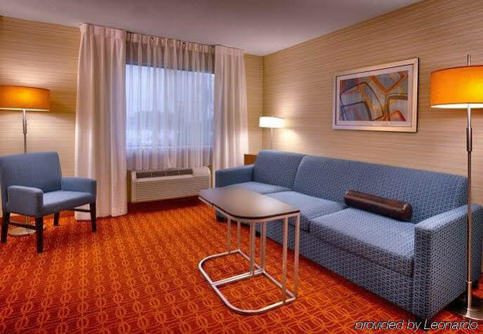 Fairfield & By Marriott Salt Downtown 3*